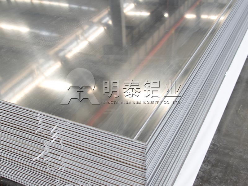明泰铝业专注1060铝板生产多年_质量值得信赖
