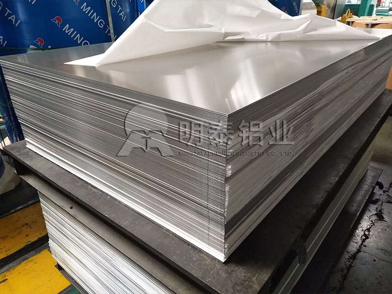 3004铝板厂家_3004铝镁锰板在建筑行业占有一席之地