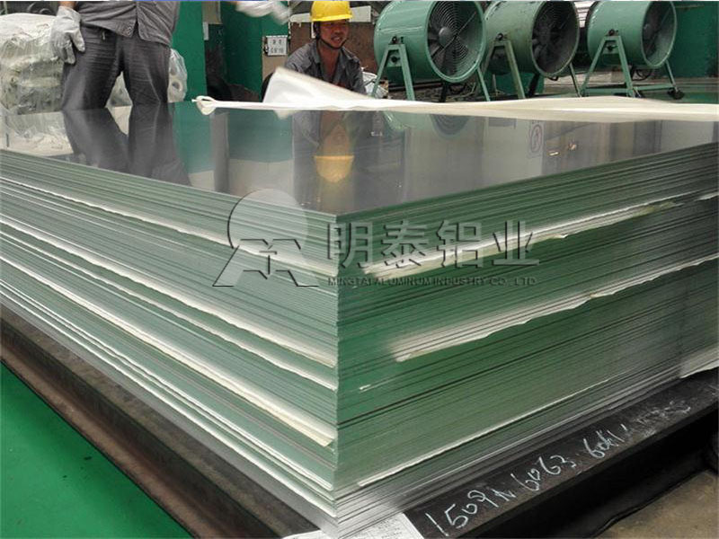 河南铝板厂家介绍1060铝板在电池中的应用